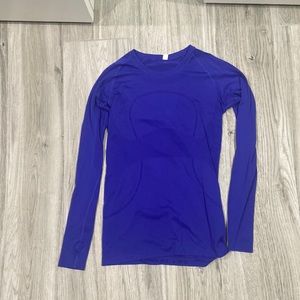 Lululemon sweat wicking long sleeve